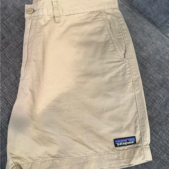 Patagonia Plain-Front Short Size 34 - Picture 5 of 7